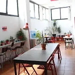 Hostel Akelarre *