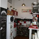 Akelarre Hostel *