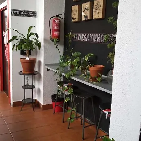 Hostel Akelarre *