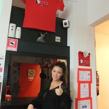 Akelarre Hostel *
