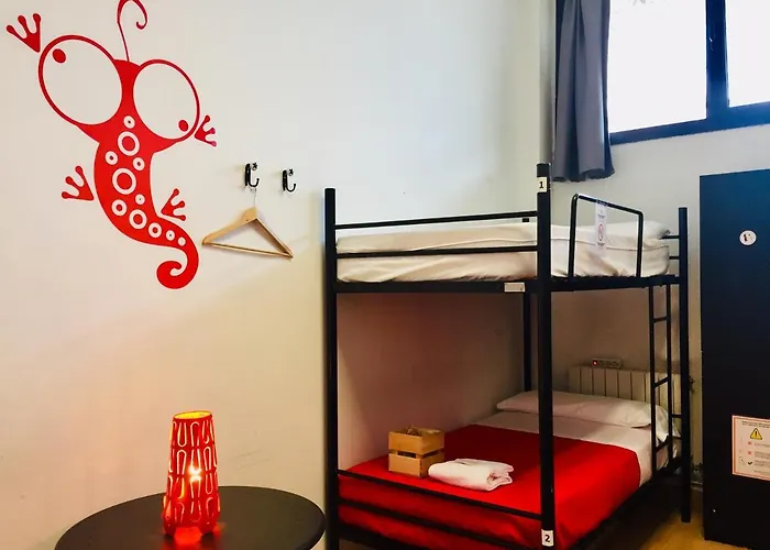 אכסניה Akelarre *