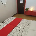 Akelarre Hostel *